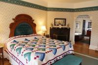 King Suite with Spa Bath - Second Floor