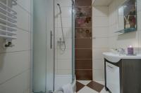 Camera Tripla con Vista Giardino