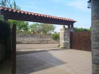 Viviendas vacacionales La Casona de Tresniñin - B&B Nava