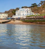 B&B Totland - Beachside Apartment, 2 Pilots Point - Bed and Breakfast Totland
