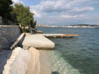 Secret Garden Barada Beach Apartment - Bed and Breakfast Trogir