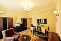 B&B Yerevan - Apartment in the square Garegin Nzhdeh - Bed and Breakfast Yerevan