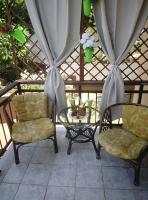 Dimitra's Garden Apartments - Bed and Breakfast