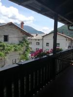 Apartma Irena Volče - Bed and Breakfast Volče
