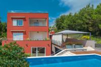 VILLA ARYA - Heated pool, roof hot tub, gym, near the beach with amazing views! - Chambres d'hôtes Podstrana