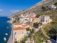 Aegli Villa by Blue Wave - Bed and Breakfast Sými