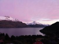 Queenstown Lakeview Holiday Home-5mins to town - Bed and Breakfast Queenstown