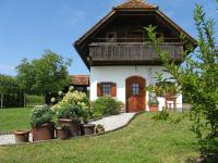 Ferienhaus Troadkasten - Familie Friedrich - Bed and Breakfast Hartberg