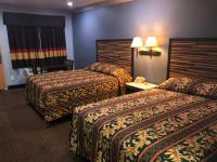 Queen Room with Two Queen Beds - Smoking