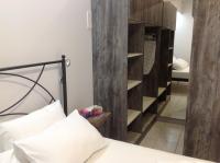 Studio (4 Adults)