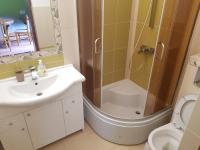 Triple Room with Private Bathroom and Mountain View