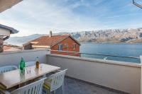 Apartment with Terrace 3