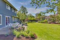Five Bedroom Holiday Home