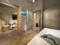 Suite (2 Adults)