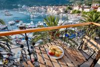 Doppelzimmer mit Balkon und Meerblick