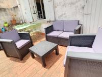 Studio mit Gartenblick