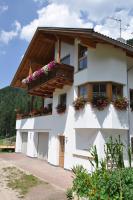 Apartment Christian Welschnofen - Aktiv, Genuss und Natur in den Dolomiten, nahe am Karersee, inklusive Eggental Guest Card - Ferienwohnung Welschnofen