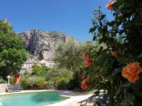 B&B Moustiers-Sainte-Marie - Bastide des Oliviers - Bed and Breakfast Moustiers-Sainte-Marie