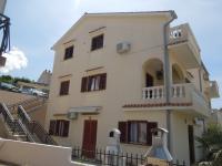 Apartments Njivice - B&B Njivice