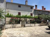 Holiday house Catela - B&B Rakalj