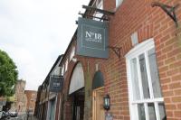 Number 18 Apartments - B&B Exeter