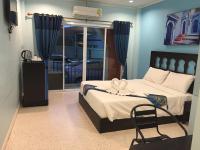 Queen Room with Balcony