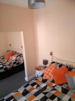 Family Room with En Suite (2 Adults + 2 Children)