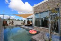 Queen Room with Pool View