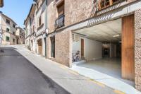 Townhouse Can Butxaca By homevillas360 - B&B Pollença