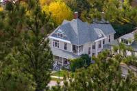 1899 Inn - B&B
