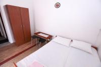 Estudio con balcón