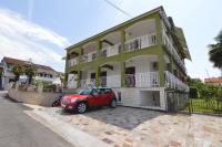 Apartments Sergggo - Top location 5minute walk Beach, Strand, Spiaggia - B&B Parenzo
