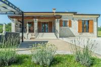 Villa Elida with Heated Pool - Central Istria - B&B Pisino
