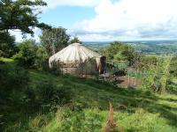 B&B Callington - Yurt luxury + Bathhouse - Bed and Breakfast Callington