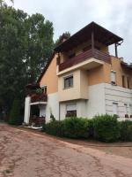 B&B Balatonalmádi - Bella apartman Balatonalmádi - Bed and Breakfast Balatonalmádi