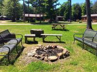 Madawaska Lodge-Cottage