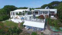 B&B East London - Blue's Guest House - East London Bonza Bay - Bed and Breakfast East London