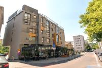 Blue Apartment in vibrant heart of Gdynia - B&B