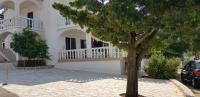 Apartmani Ivanka Simuni - Bed and Breakfast Šimuni