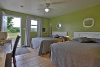 Quadruple Room with Private Bathroom