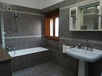 Camera Quadrupla con Bagno Privato 