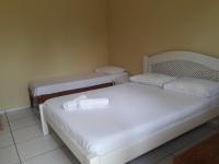 Triple Room with Bathroom