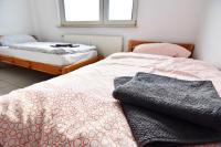 Apartments Köln Gremberghoven - Bed and Breakfast Keulen