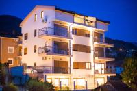 Porto Apartments - Bed and Breakfast Tivat