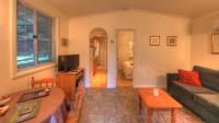 One-Bedroom Chalet (Pet Friendly)