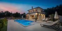 Luxury Villa Nikol - B&B Polje