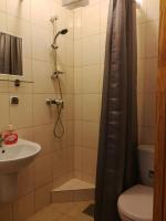 Camera Doppia con Letti Singoli con Bagno Privato 