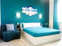 Camera Tripla con Vista Città