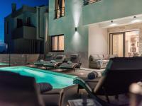 Villa Ana,luxury wellness villa with heated pool and jacuzzi - Chambres d'hôtes Privlaka