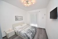 One-Bedroom Apartment with Balcony and Sea View